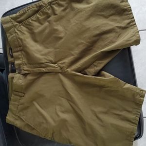H&M Chino men shorts slim fit olive color